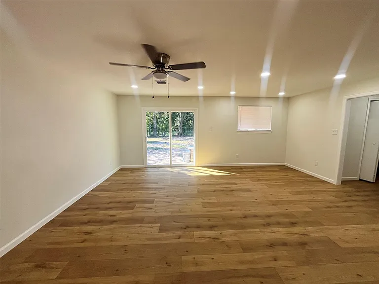 3538 Orange Grove Dr — Photo 6