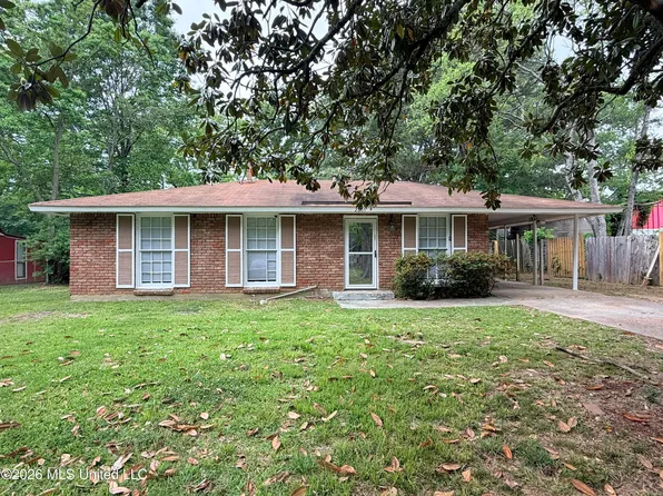 2805 Engleside Dr, Jackson, MS 39212