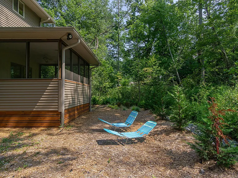 Hiawassee Ave — Photo 33