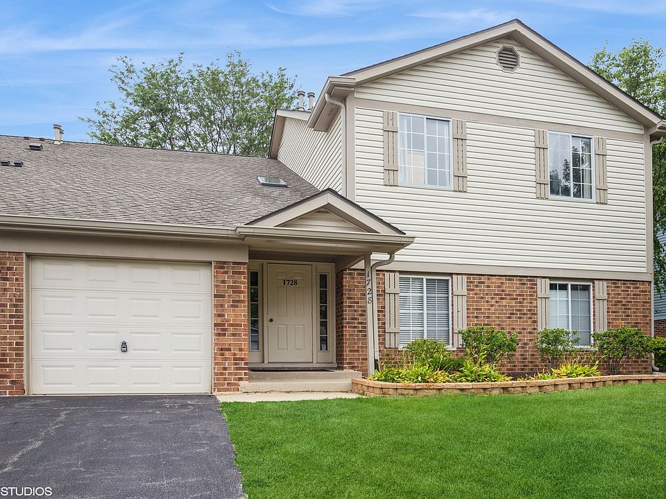 1st image of 1728 Chesapeake Ln #4