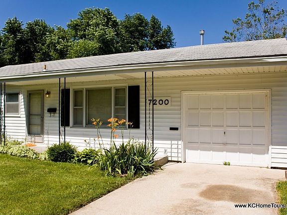 Covered Porch & Entry