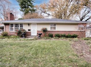 4245 Middlebrook Rd, Woodlawn Park, KY 40207