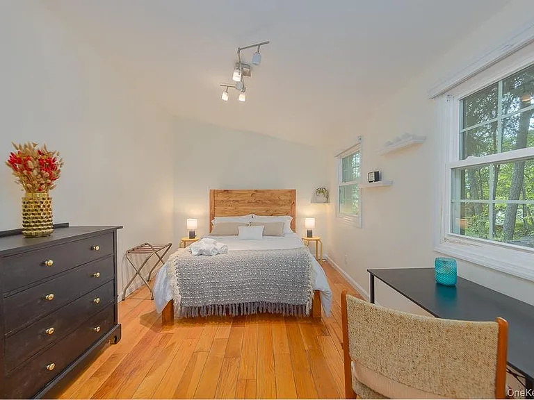 56 Bluff Ave — Photo 18