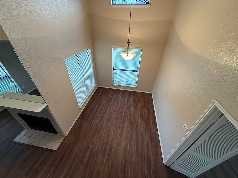 6812 Century Cir — Photo 3