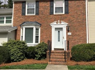 3936 New Garden Park, Greensboro, NC 27410