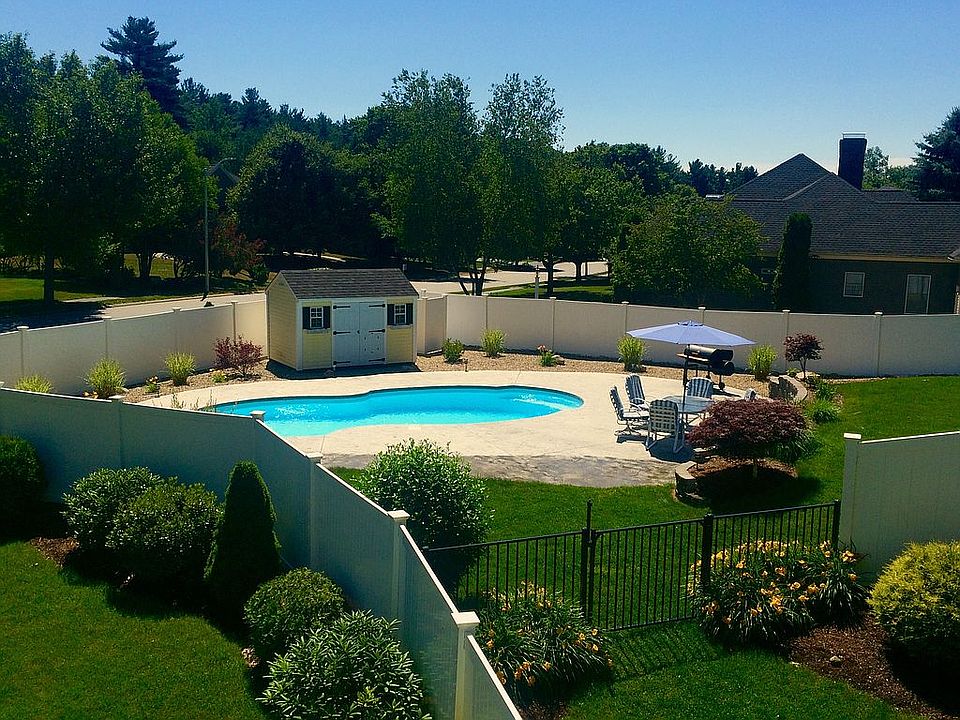 2nd image of 3 Liberty Ln