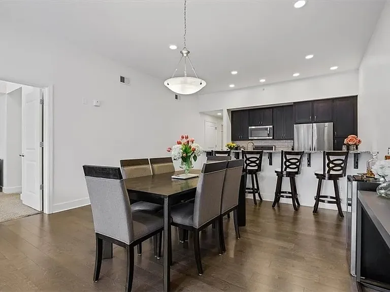 2419 Smallman St #305 — Photo 9