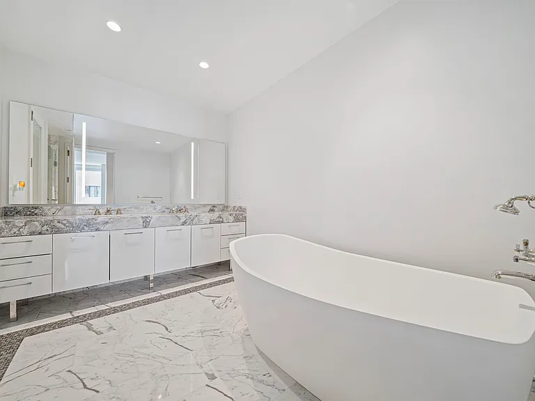 240 Devonshire St #5112 — Photo 36