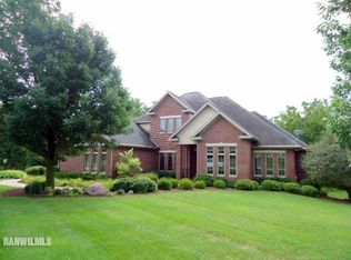 2821 Marvin Ln, Freeport, IL 61032