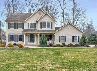 9490 Curberry Dr, Mentor, OH