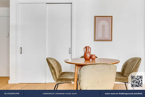 Rented by The Blueground | media 8