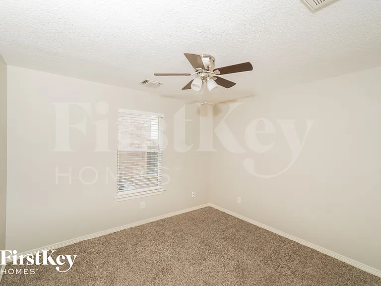 339 Primrose Way — Photo 12