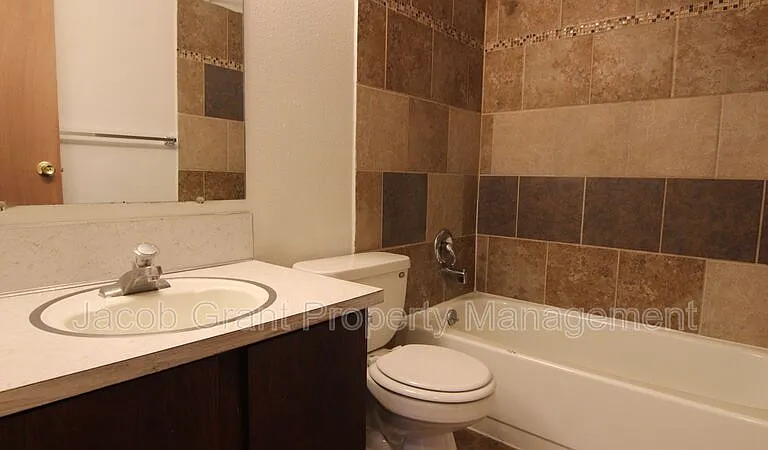 779 May St #1 — Photo 4