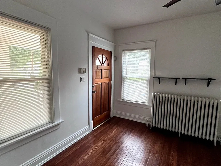 6113 Arbor St — Photo 2