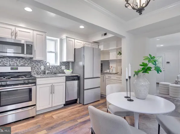 2842 30th St NE, Washington, DC 20018