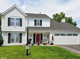 2690 Leyland Ln, Aurora, IL 60504