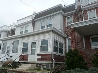 1st image of 921 S Broom St