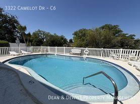 3322 Camelot Dr, Largo, FL