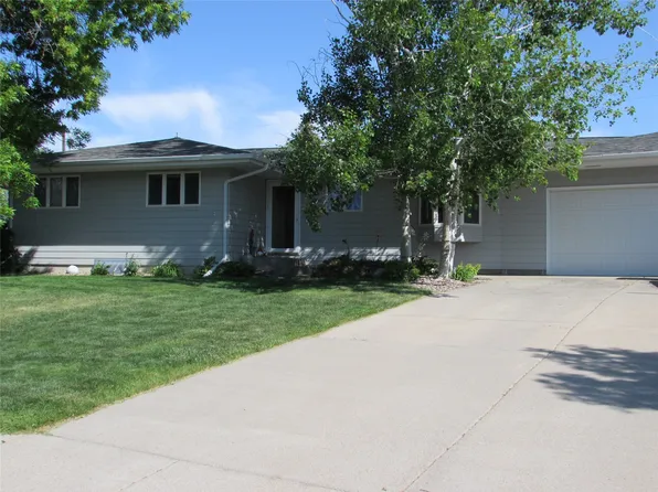 706 49th St S, Great Falls, MT 59405