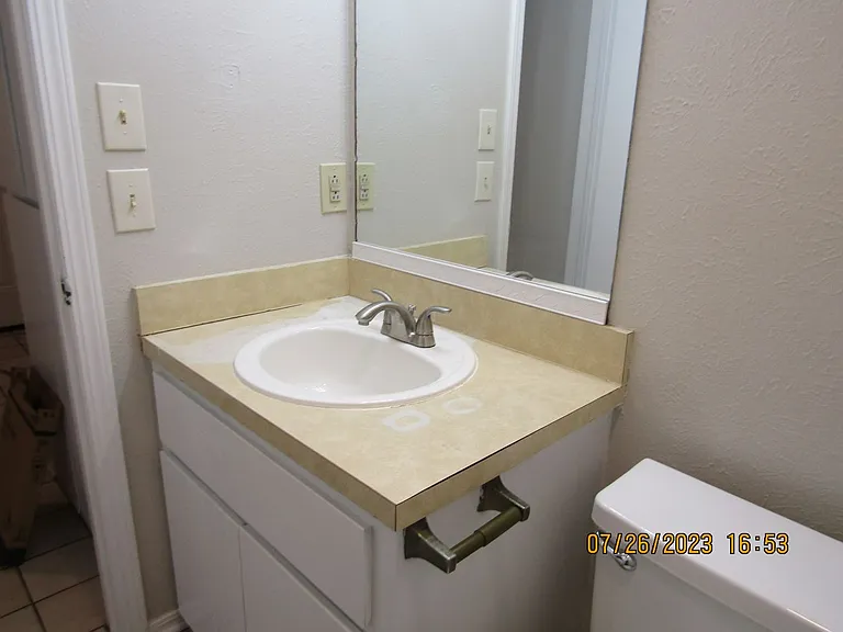 5406B NW Sir Brian Ave — Photo 7