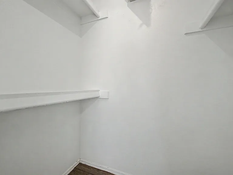 7409 S 46th St — Photo 17