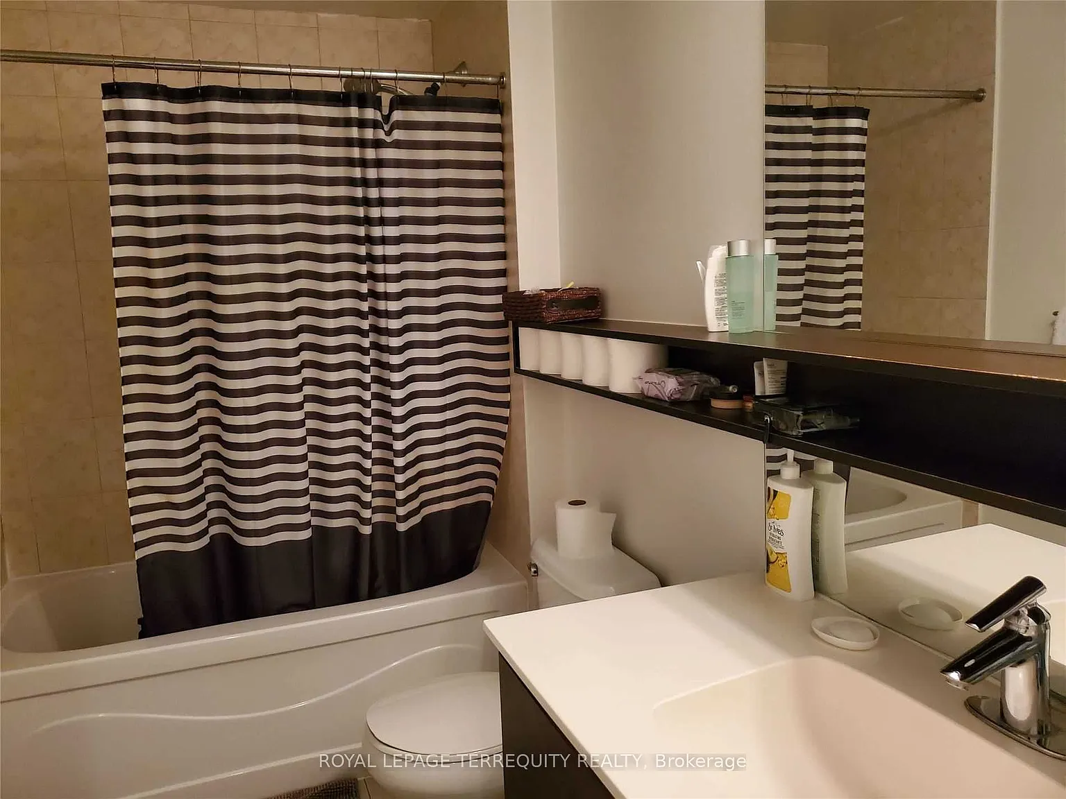 1 bed, $2,300 — Photo 4