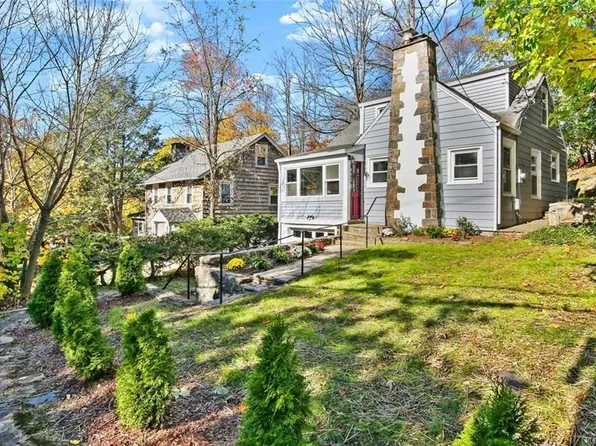 24 Annadale St, Armonk, NY 10504