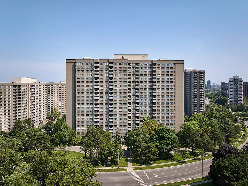 1477 Mississauga Valley Blvd