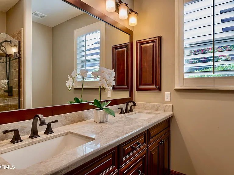 11741 E Parkview Ln — Photo 18
