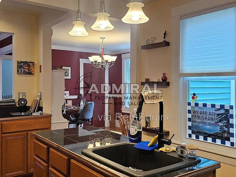 8 Maple St — Photo 8