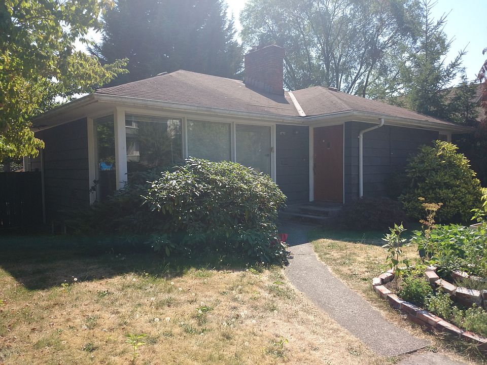 2nd image of 1423 NE 63rd St