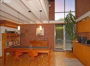 122 High St, Eugene, OR 97401