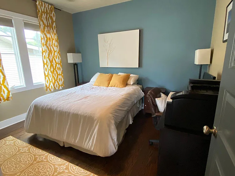 1418 Lillian St — Photo 17