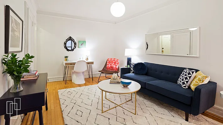 Sold by Garfield Realty  | media 16