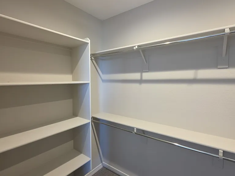 7128 W Coles Rd — Photo 3