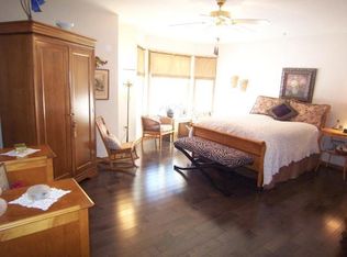 4527 S 124th St, New Berlin, WI 53151