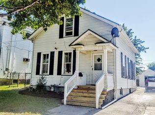 601 Mountain St, Aurora, IL 60505