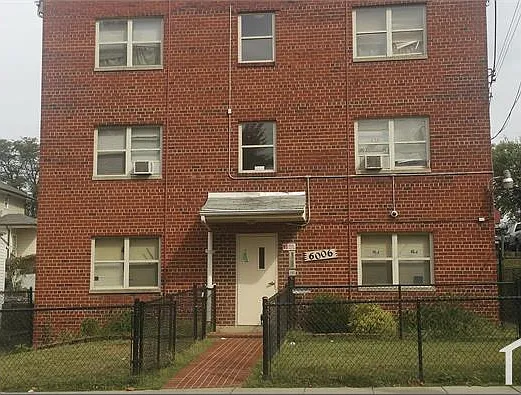 6006 Clay St NE #201 — Photo 1
