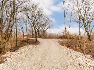 22225 S Walnut Bluff Rd, Pleasant Hill, MO 64080