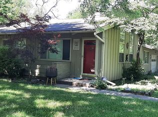 5900 Mission Dr, Prairie Village, KS 66208