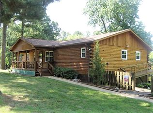 11422 S Lakeview Dr, Dexter, MO 63841