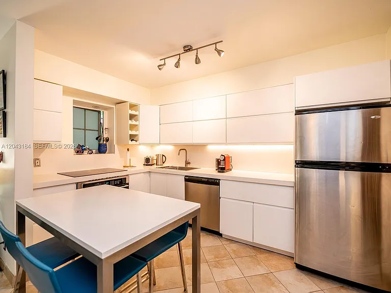 1127 S Meridian Ave #7 — Photo 18