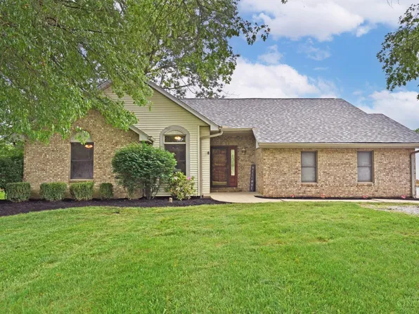 1108 Courtland Dr, Batavia, OH 45103