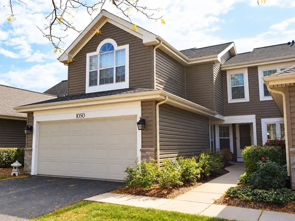1050 Ridgefield Cir, Carol Stream, IL 60188
