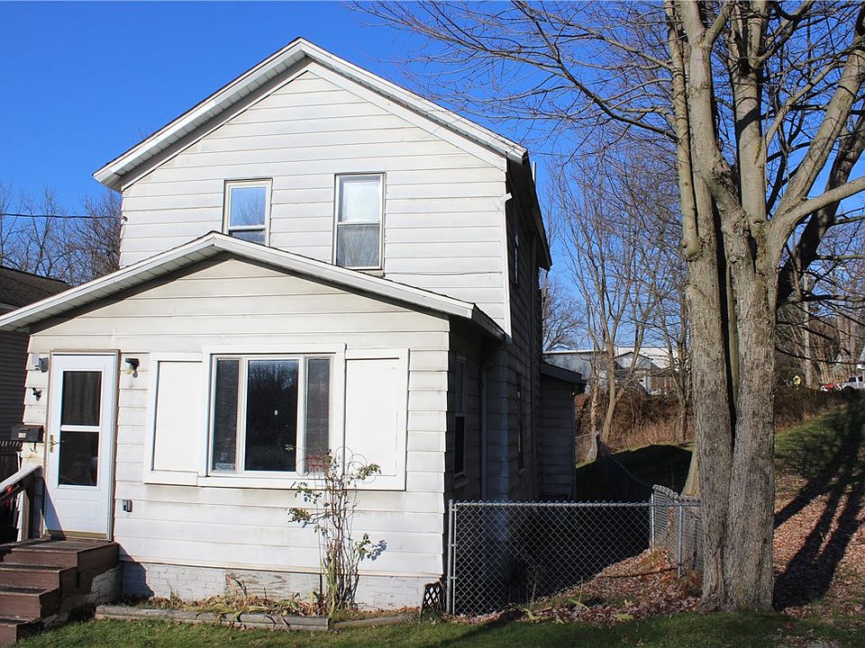 1st image of 387 Willow St