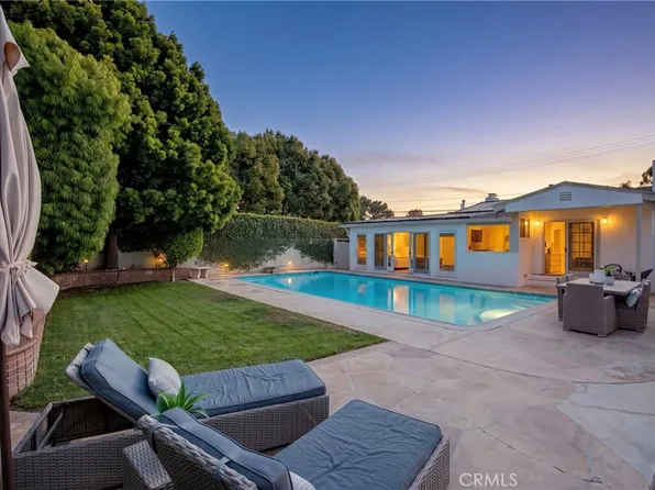 424 S Meadows Ave, Manhattan Beach, CA 90266
