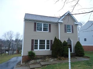 273 Deerfield Dr, Canonsburg, PA 15317