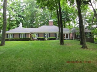 920 Club Dr, Mount Vernon, OH 43050