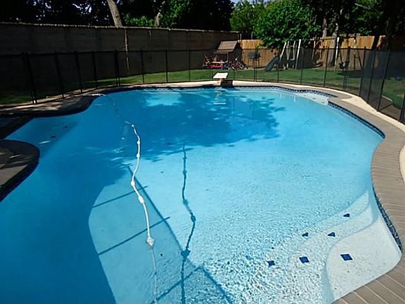 2nd image of 5002 Bonneville Dr