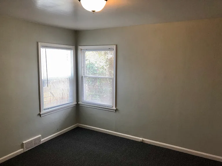 271 E 5th Ave #271 — Photo 2